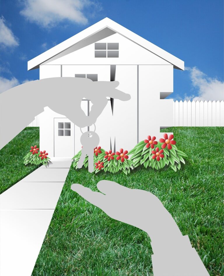 keys, hands, own-1317390.jpg